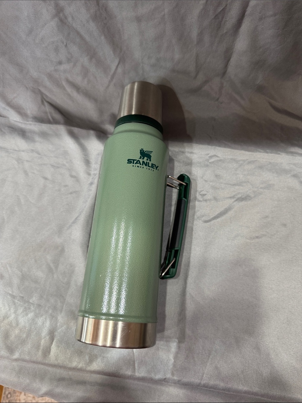 Thermos Bottle